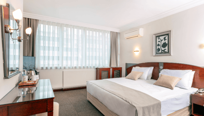 Double Room 