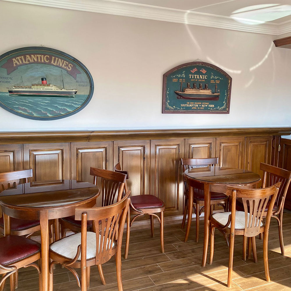 Terrace Bar